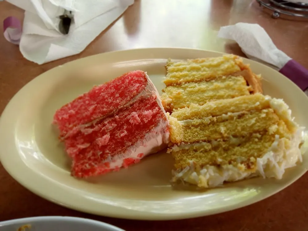 Caramel Cake Strawberry Cake Coconut Cakes